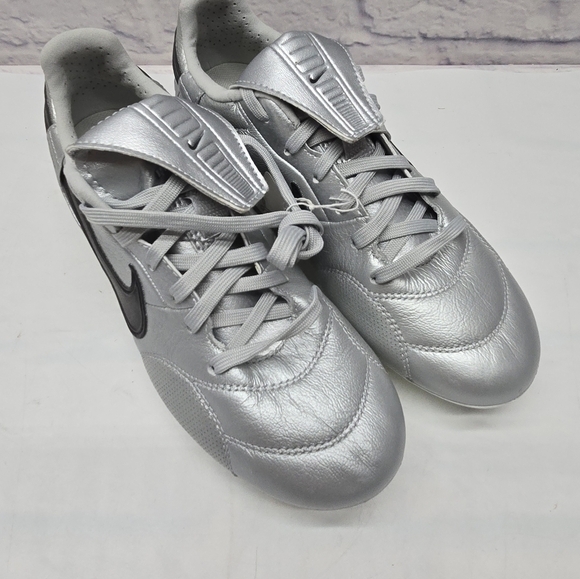 Nike Premier 3 Cleats Soccer Shoes 'Metallic Silver' (AT5889-004) Mens Size 5